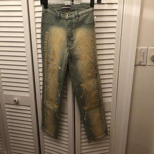 Claudio Russo women jeans,  embroidered in beige yellow on front legs, 4